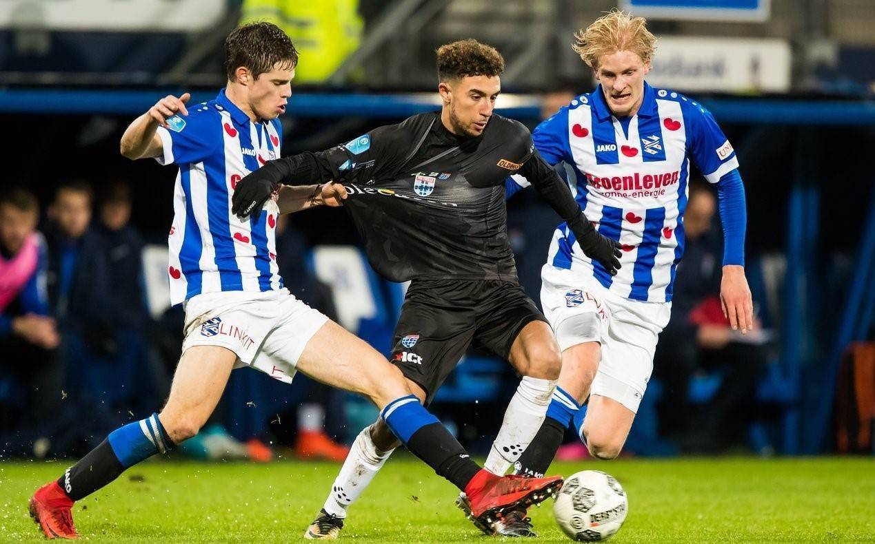 在分析这些 在分析这些